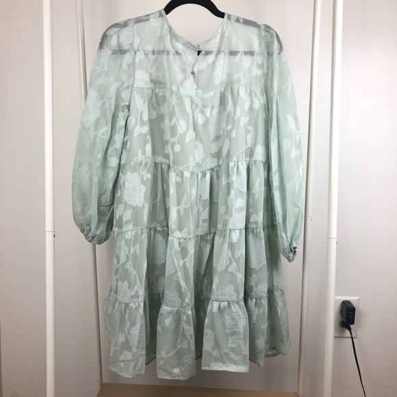 NWOT Tov Los Angeles Embroidered Mini Dress Size:44 - Picture 5 of 9